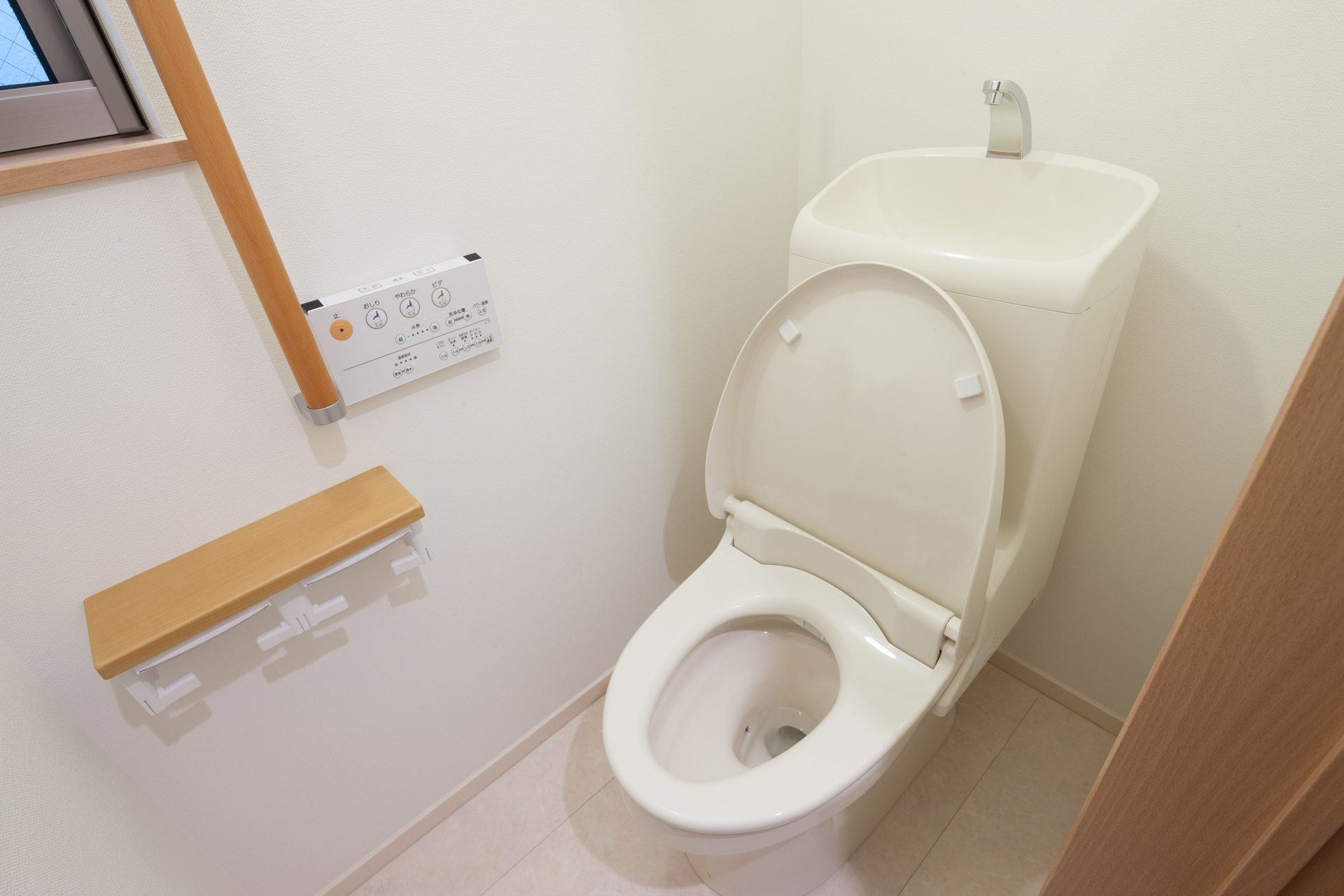 トイレの交換・修理 | 岡山のリフォームなら岡山県住宅設備協同組合